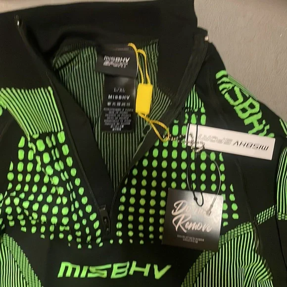 MISBHV Sport Women's Green and Black Jacket - Picture 2 of 5
